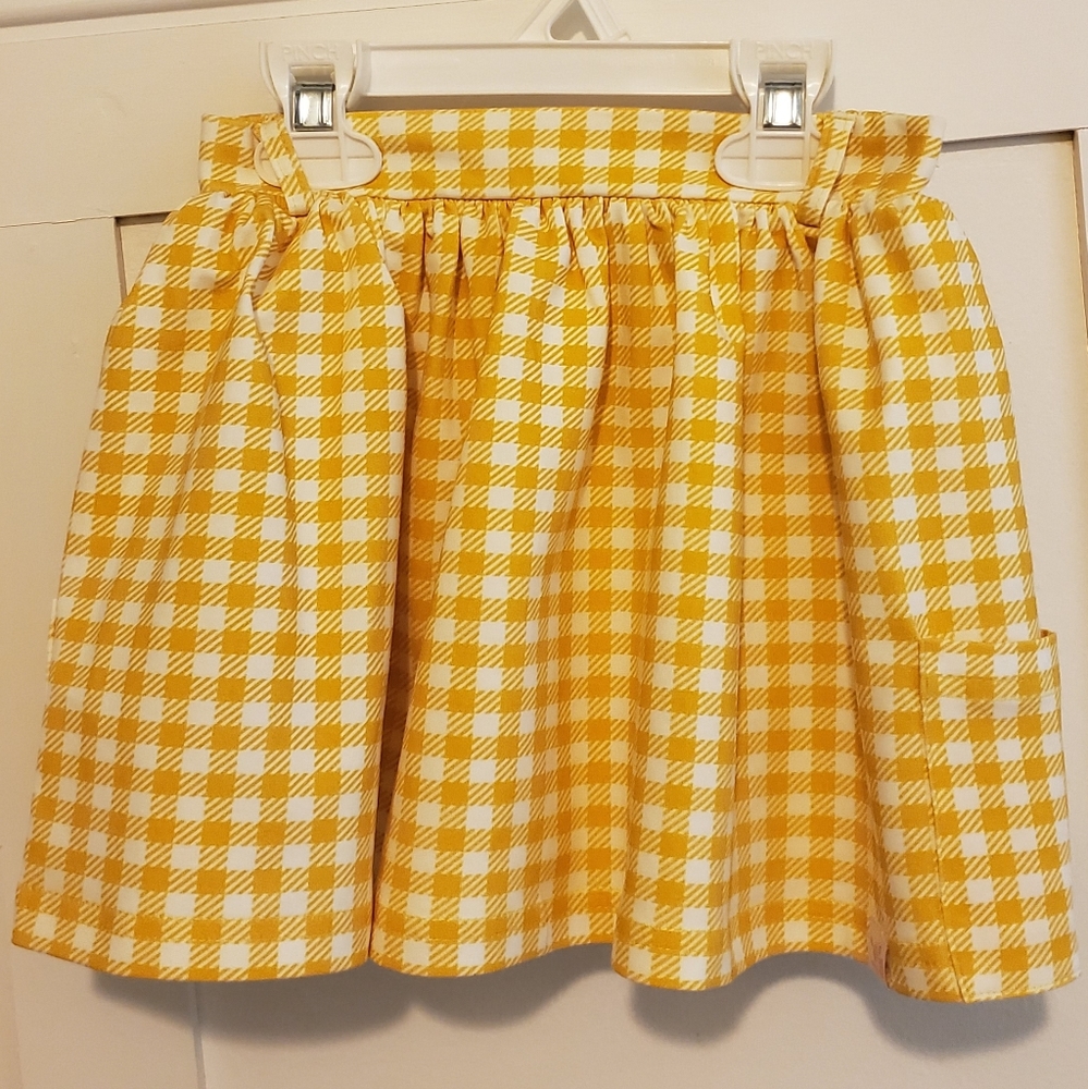 Sweet Honey, size 5 youth, yellow and white